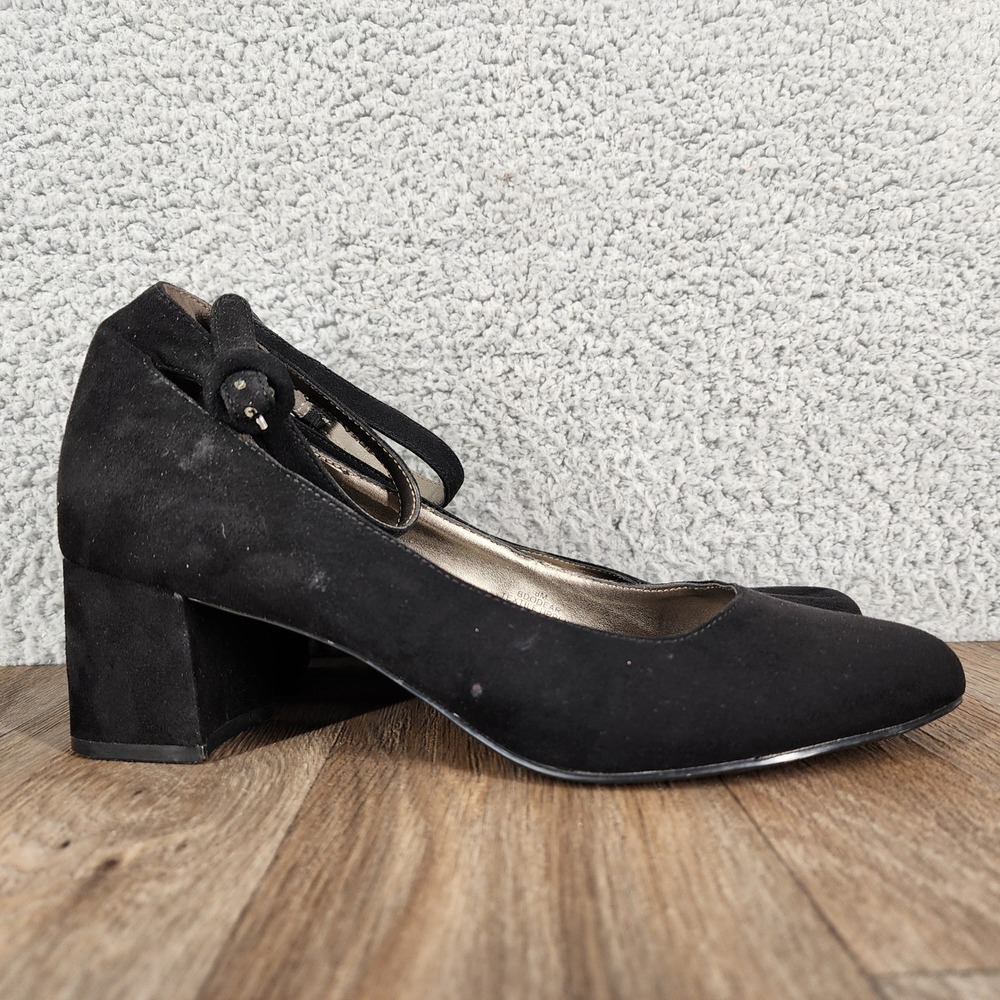 Bandolino Women's Size 8M Black Suede Ankle Strap Block‎ Heel Pumps